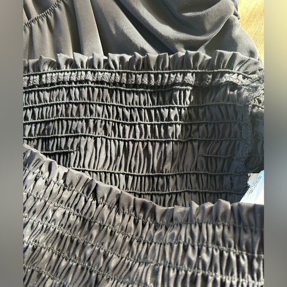 Blouse with short puffy sleeves by Luxury Collection - Picture 7 of 8